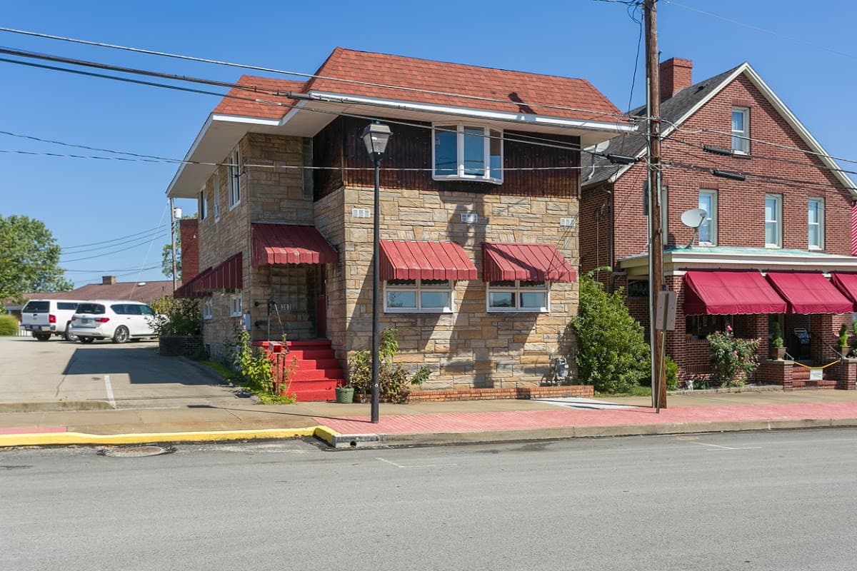 RetroStays B&B, Hotel in Perryopolis