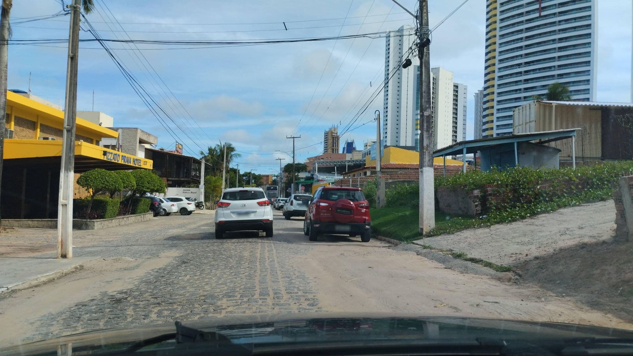 Street view near Pizzato Praia, Natal — © Kaart_Local (CC BY-SA · Mapillary)