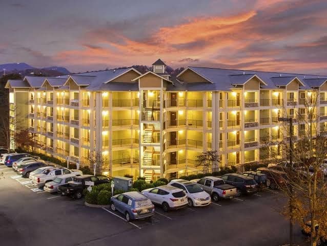 Bear Mount Inn & Suites, Hotel in Pigeon Forge
