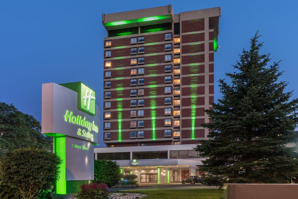 Holiday Inn & Suites Pittsfield-Berkshires by IHG, Hotel in Pittsfield
