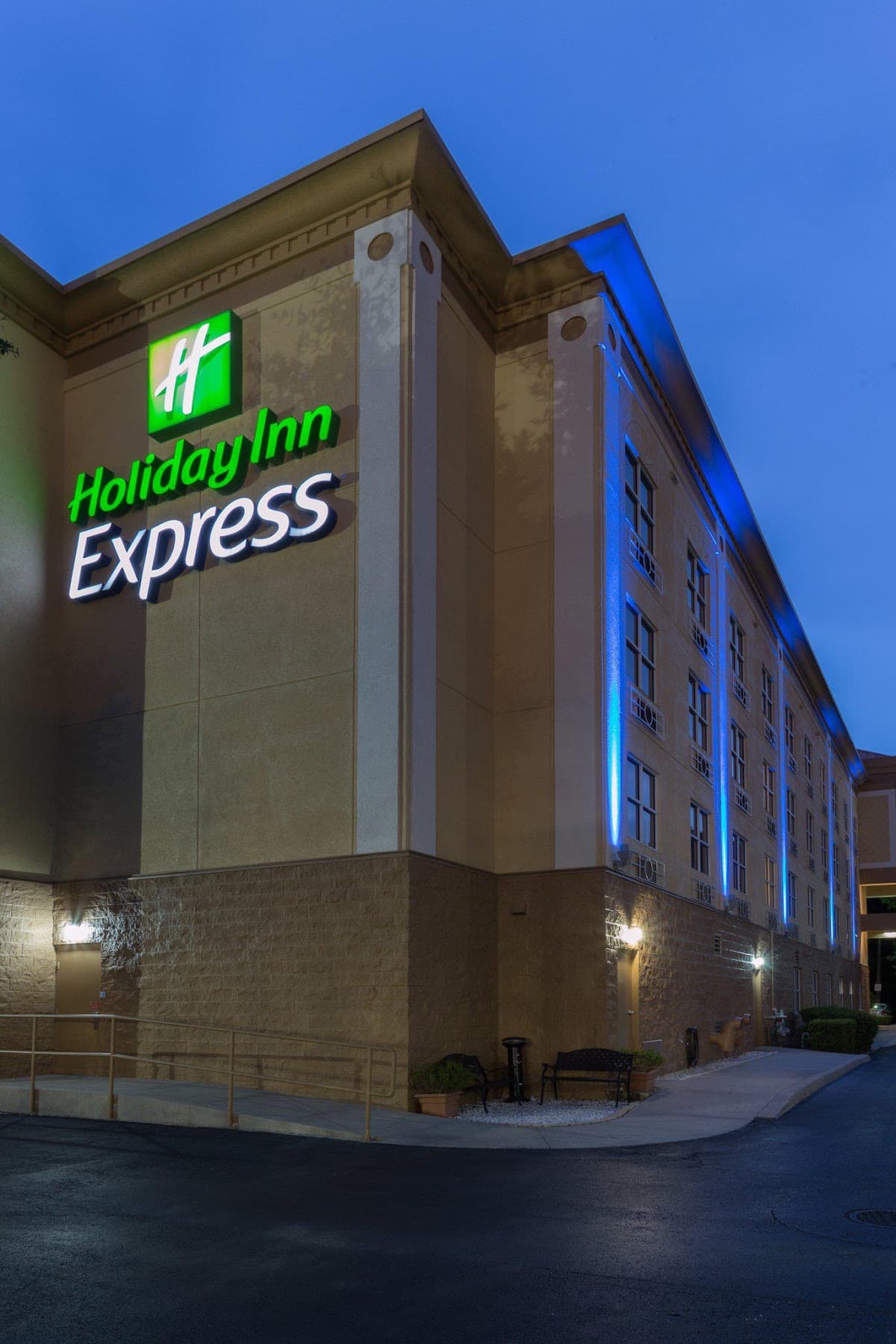 Holiday Inn Express & Suites Plant City by IHG, Hotel in Plant City