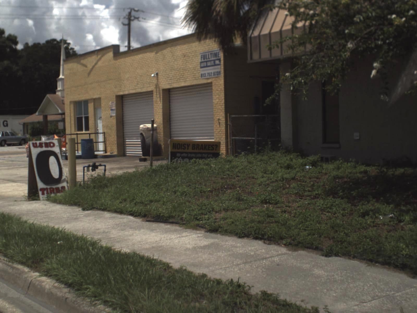 Street view near Wilson Court apt., Plant City — © fdot_vl (CC BY-SA · Mapillary)