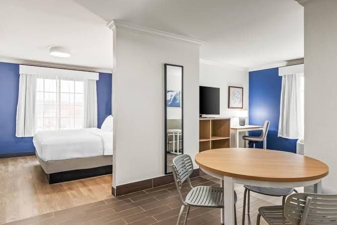 Forestpark Suites, Hotel in Pleasant Run Farm