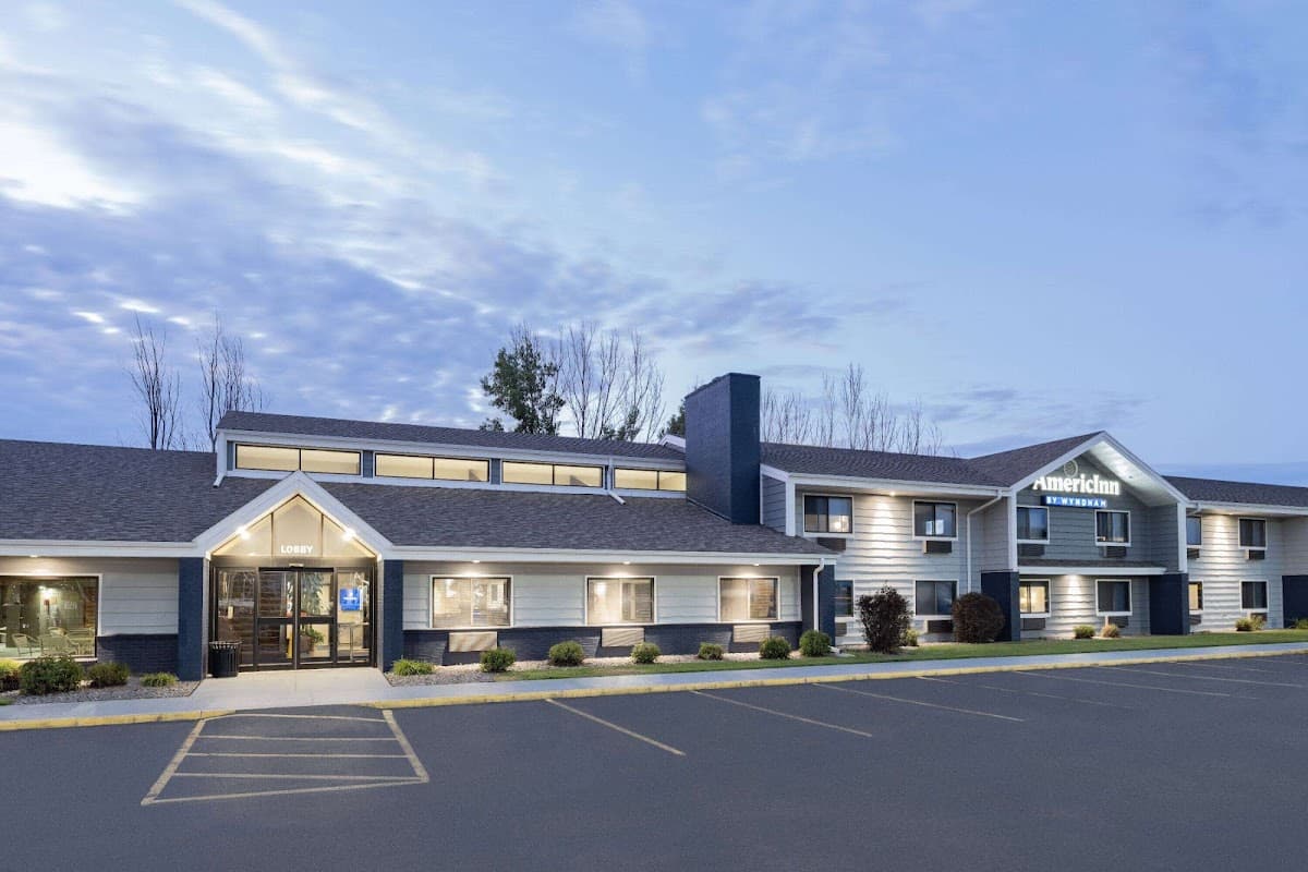 AmericInn by Wyndham Plover Stevens Point, Hotel in Plover