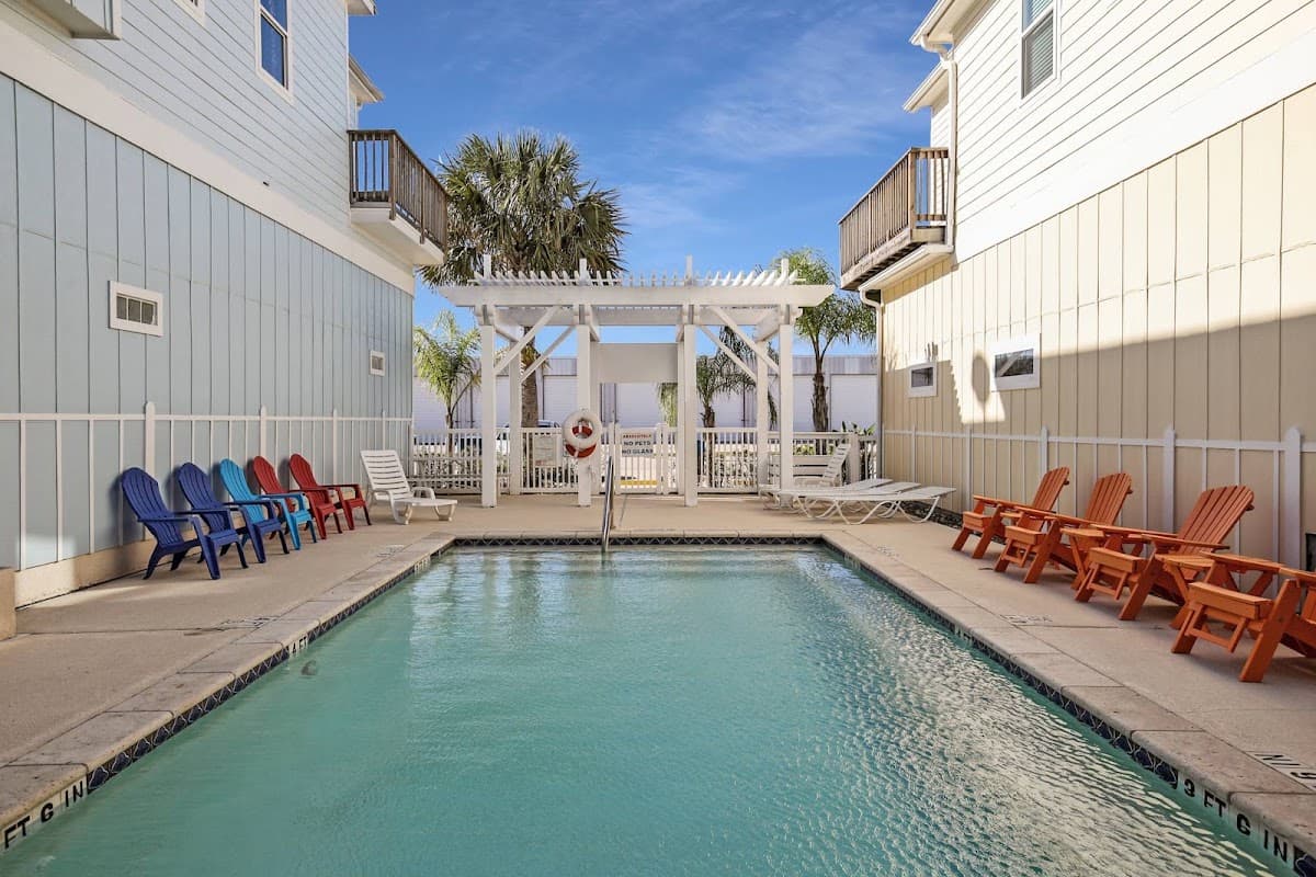 Full Sail, Resort in Port Aransas
