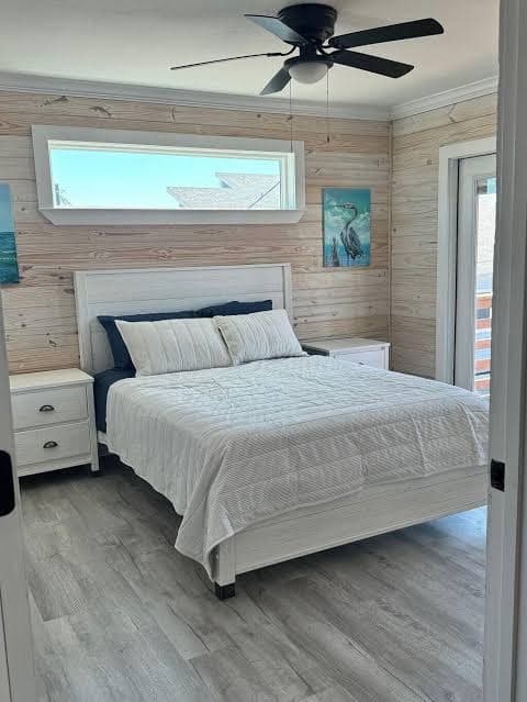 Stunning 4 bedroom 3.5 bathroom detached condo in the heart of Port Aransas, Hotel in Port Aransas