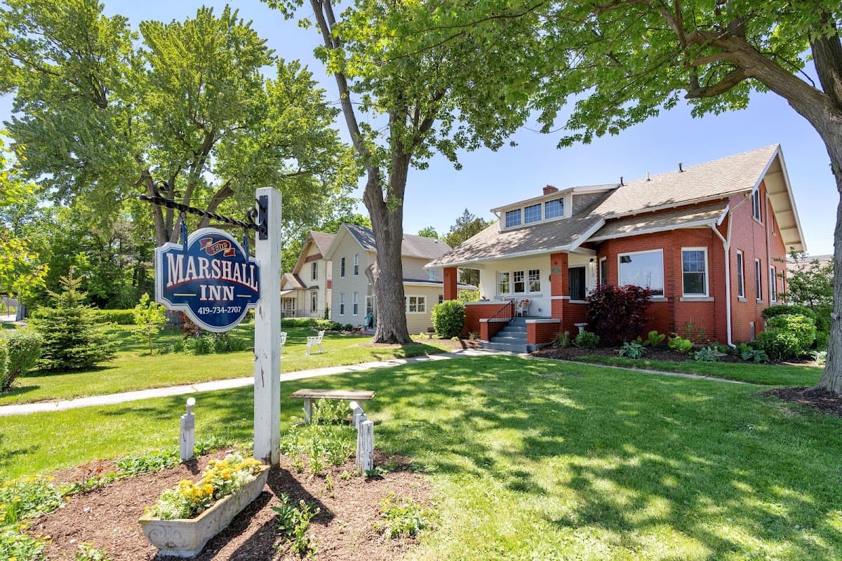 Marshall Inn, Guesthouse in Port Clinton
