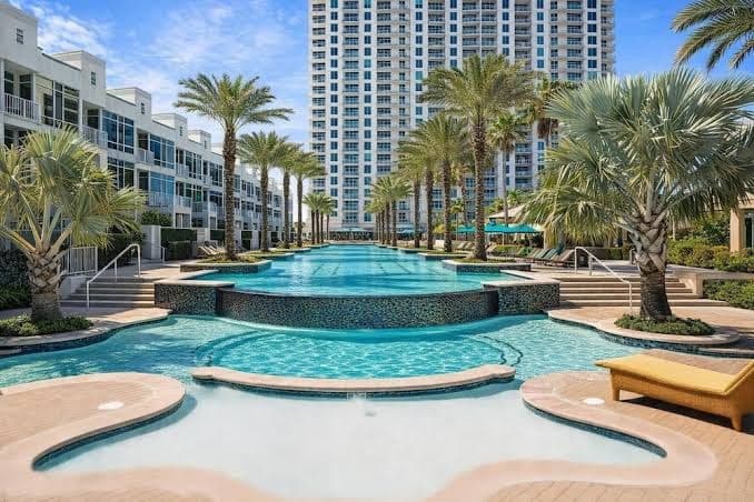My Sapphire Luxury Beachfront Rentals, Resort in South Padre Island