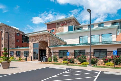 Residence Inn by Marriott Akron South/Green, Hotel in Portage Lakes