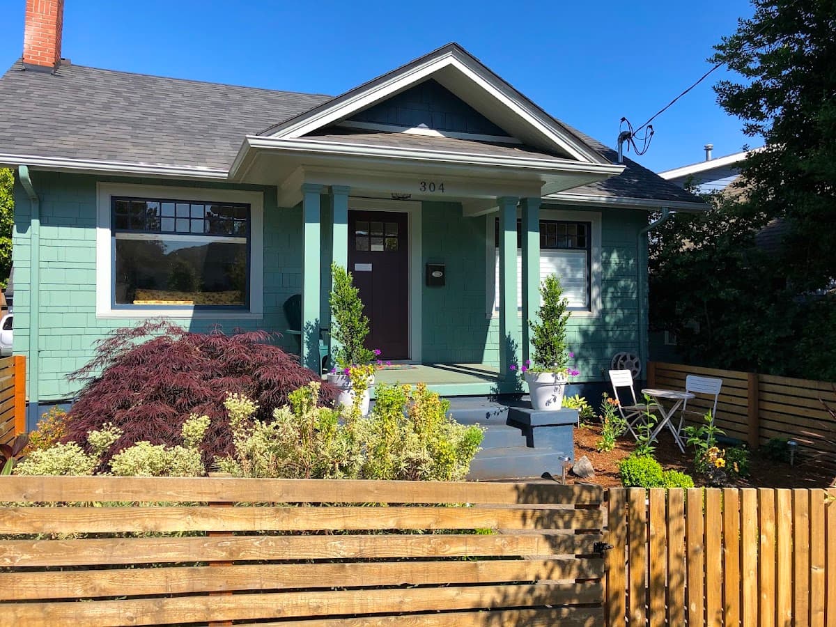 Chez Sealy PDX, Bed & Breakfast in Portland