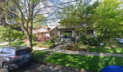 Jewel B&B, Bed & Breakfast in Portland