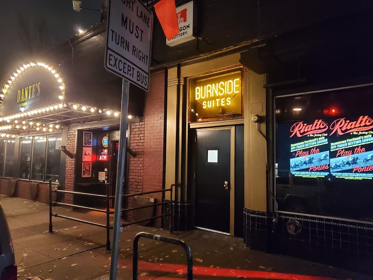 Burnside Suites, Hotel in Portland