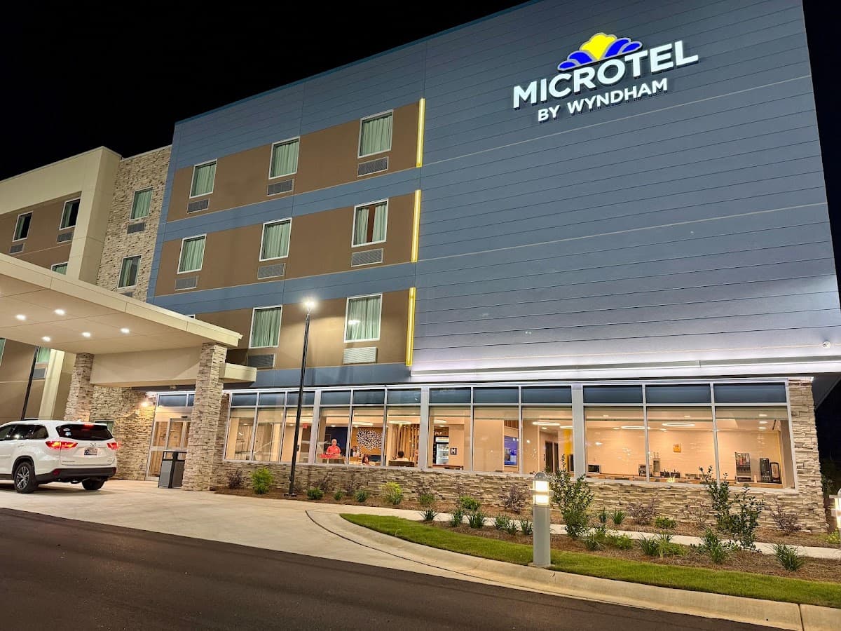 Microtel Inn and Suites by Wyndham Prattville Montgomery, Hotel in Millbrook
