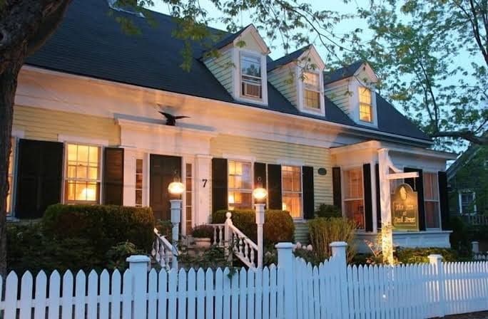 Inn at Cook Street, Bed & Breakfast in Provincetown