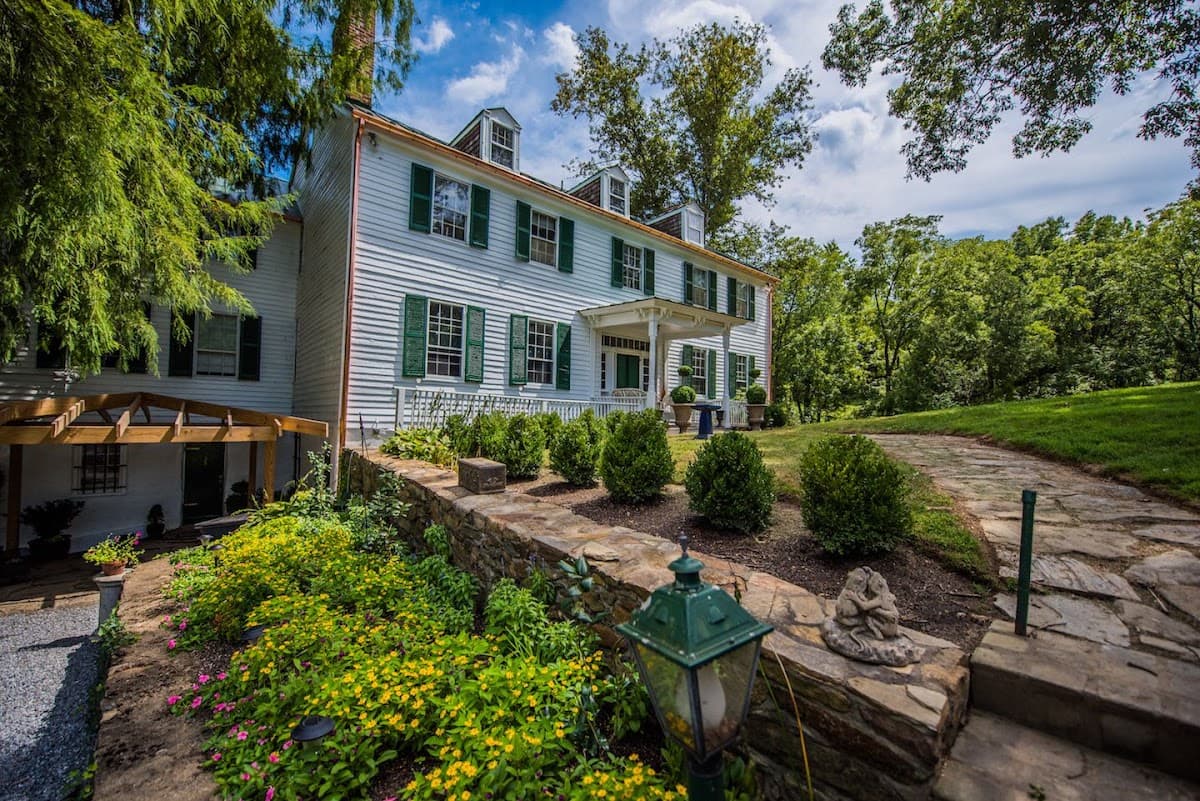 Springdale Village Inn, Hotel in Purcellville