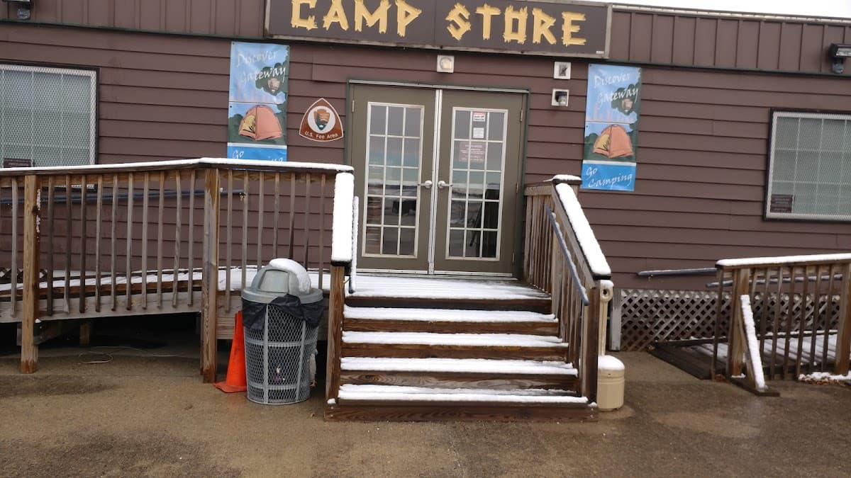 Camp Gateway Brooklyn Tamarak and Goldenrod, Campsite in Bergen Beach