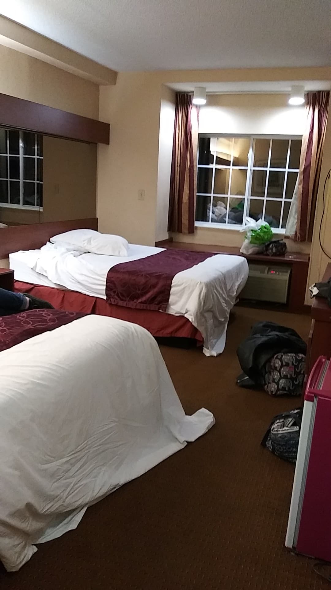 Travelers Inn and Suites Raleigh, Hotel in Raleigh