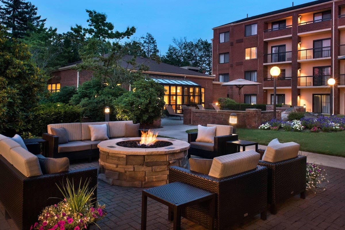 Sonesta Select Boston Stoughton, Hotel in Randolph