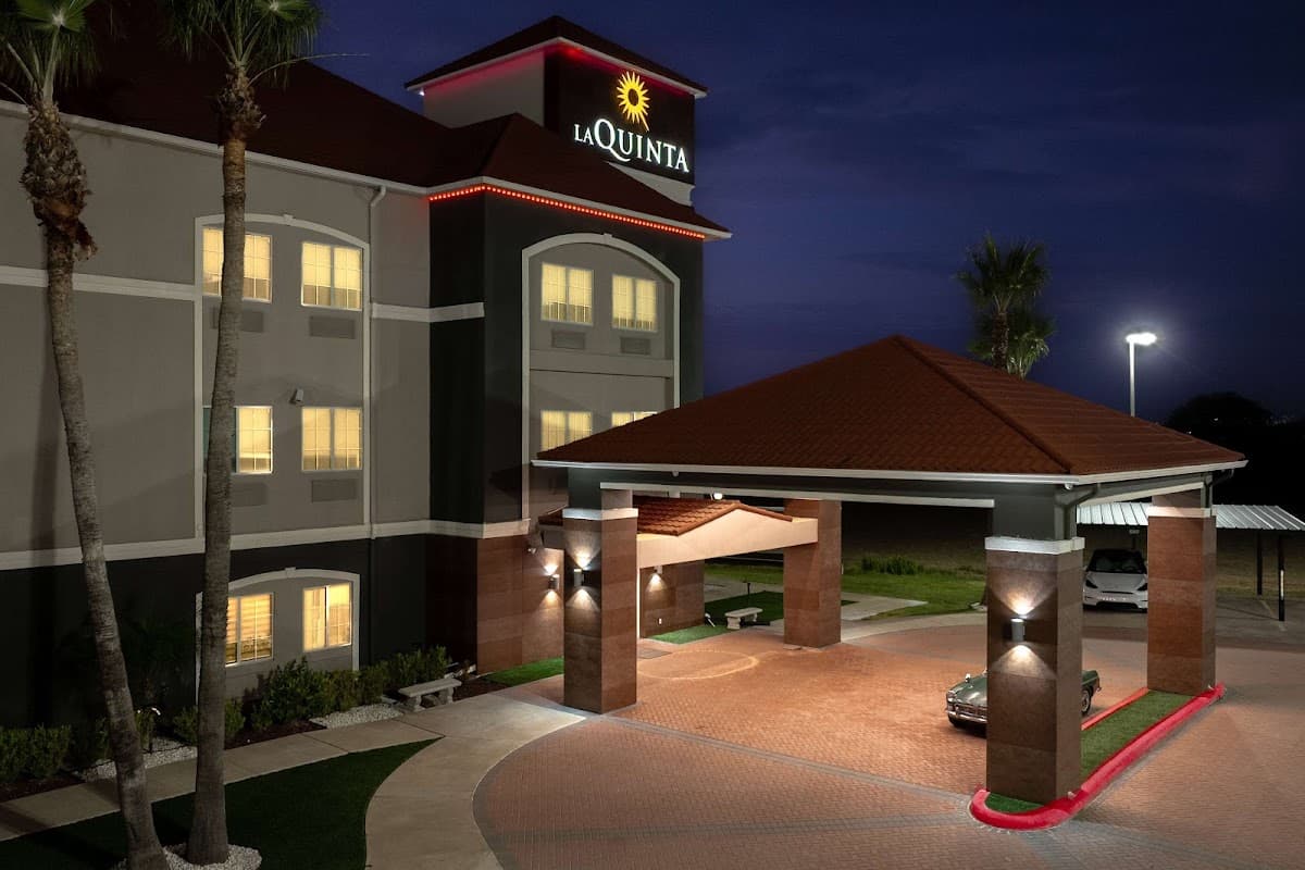 La Quinta Inn & Suites by Wyndham Raymondville, Hotel in Raymondville