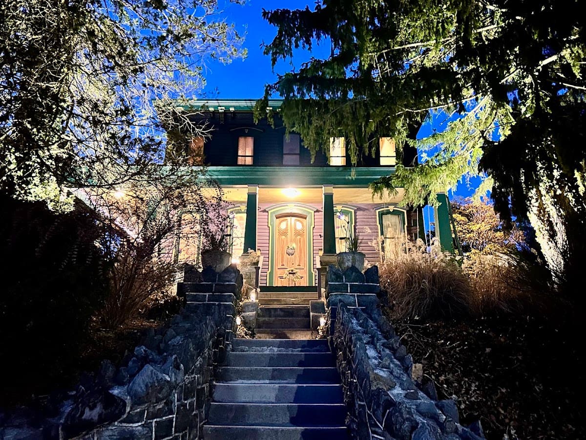 Amethyst Inn Bed & Breakfast, Hotel in Swartzville