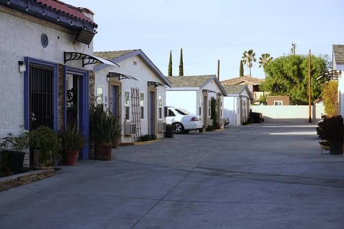 Route 66 Motel - Rialto, Motel in Rialto
