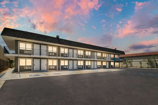 Clarion Pointe Ridgecrest near China Lake Naval Station, Hotel in Ridgecrest