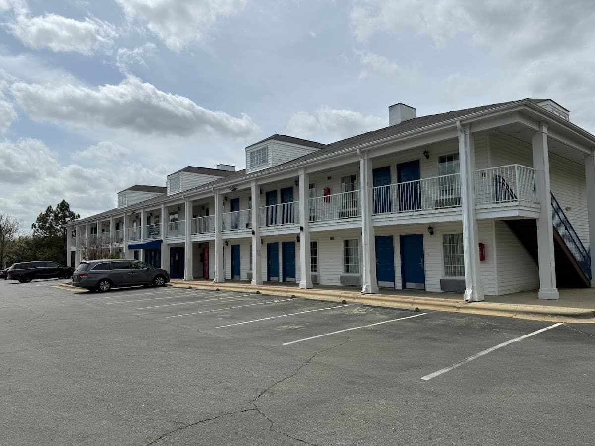 Brentwood Inn and Suites Roanoke Rapids, Motel in Roanoke Rapids