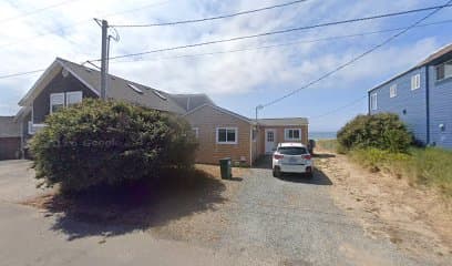 Breakers Cottage, Hotel in Rockaway Beach