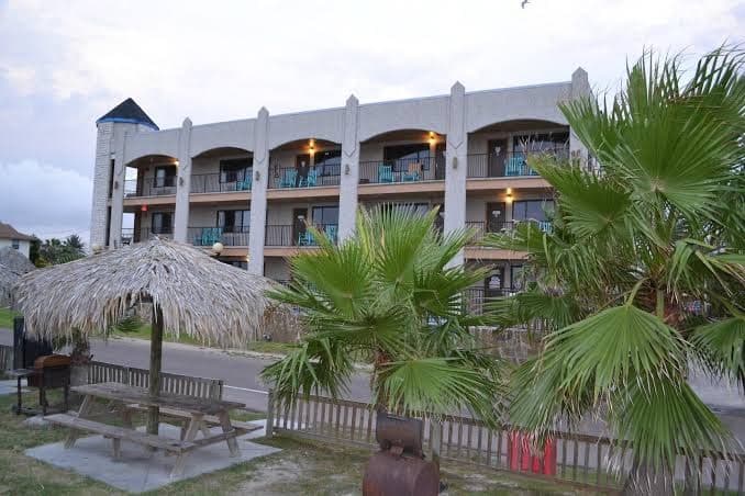 Hunt's Castle Waterfront Resort, Hotel in Rockport