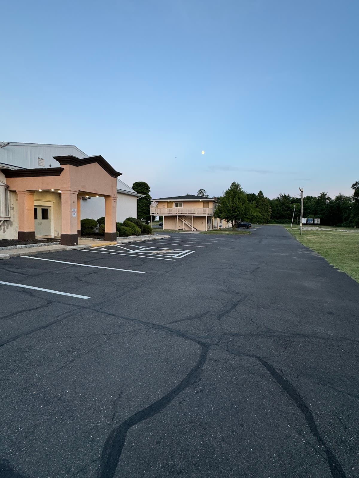 Budget Inn, Motel in Roebling