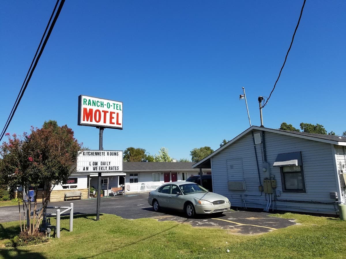 Ranch-O-Tel Motel, Hotel in Rogers
