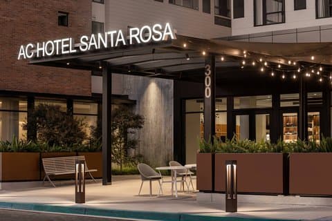AC Hotel Santa Rosa Sonoma Wine Country, Hotel in Santa Rosa