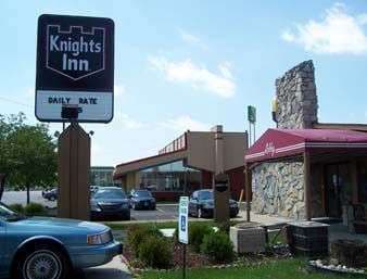 Knights Inn Rossford, Hotel in Rossford