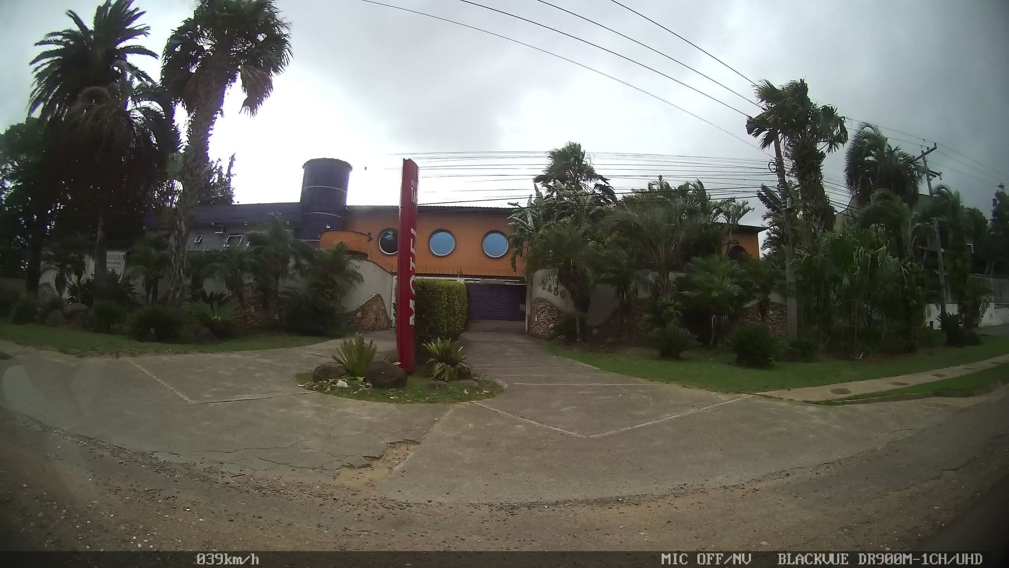 Street view near Motel Tarumã, Viamão — © kaart_1 (CC BY-SA · Mapillary)
