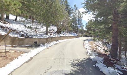 Nirvana summit, Hotel in Running Springs
