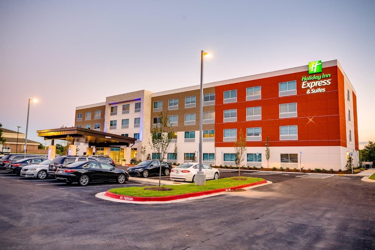 Holiday Inn Express & Suites Russellville by IHG, Hotel in Russellville