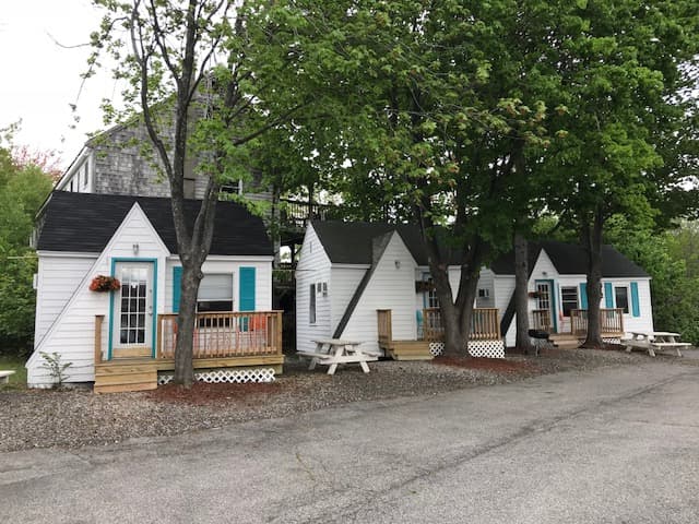 Landings Inn and Cottages, Motel in Old Orchard Beach