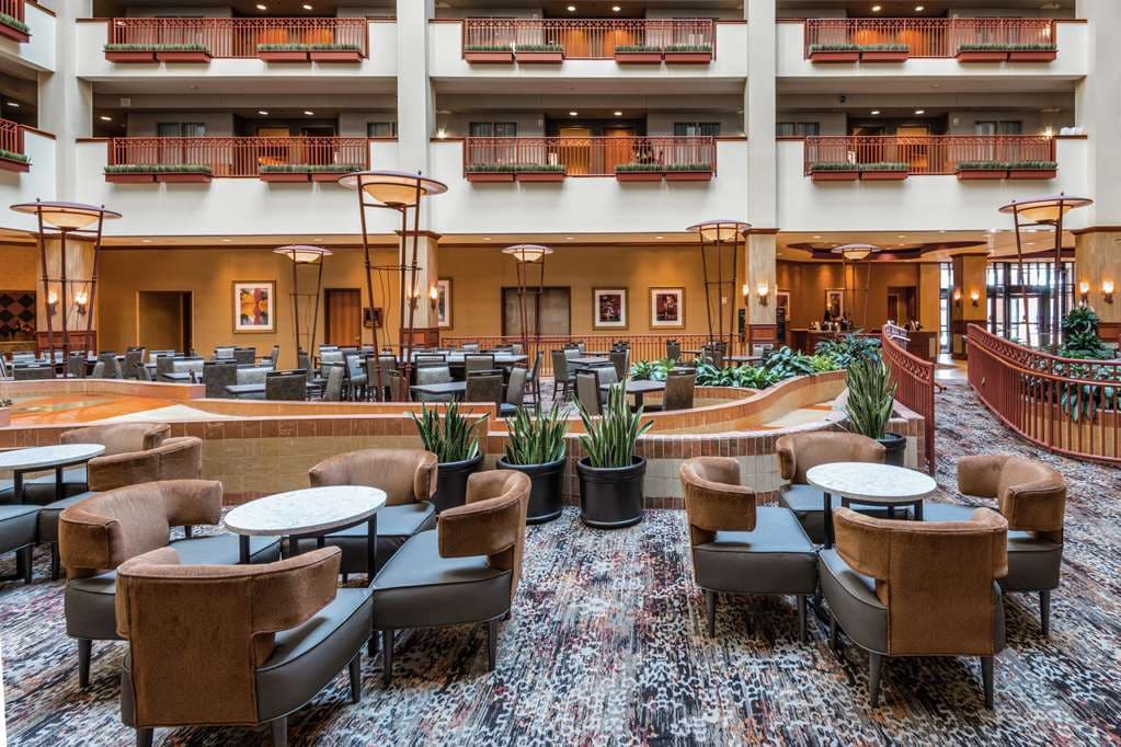 Embassy Suites by Hilton St. Louis St. Charles, Hotel in Saint Charles