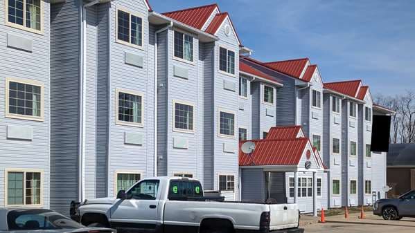 St Clair Inn and Suites, Hotel in Saint Clairsville