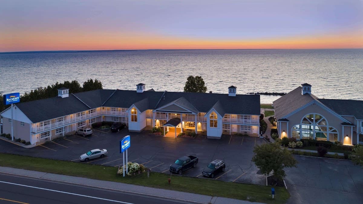Baymont by Wyndham St. Ignace Lakefront, Hotel in Saint Ignace