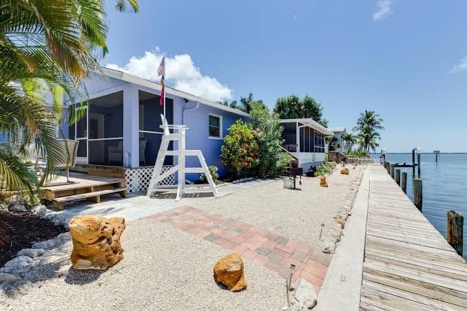 Southernmost Inn of Pine Island, Motel in Saint James City