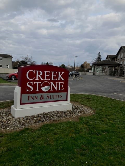 Creekstone Inn & Suites - St. Marys, Hotel in Saint Marys