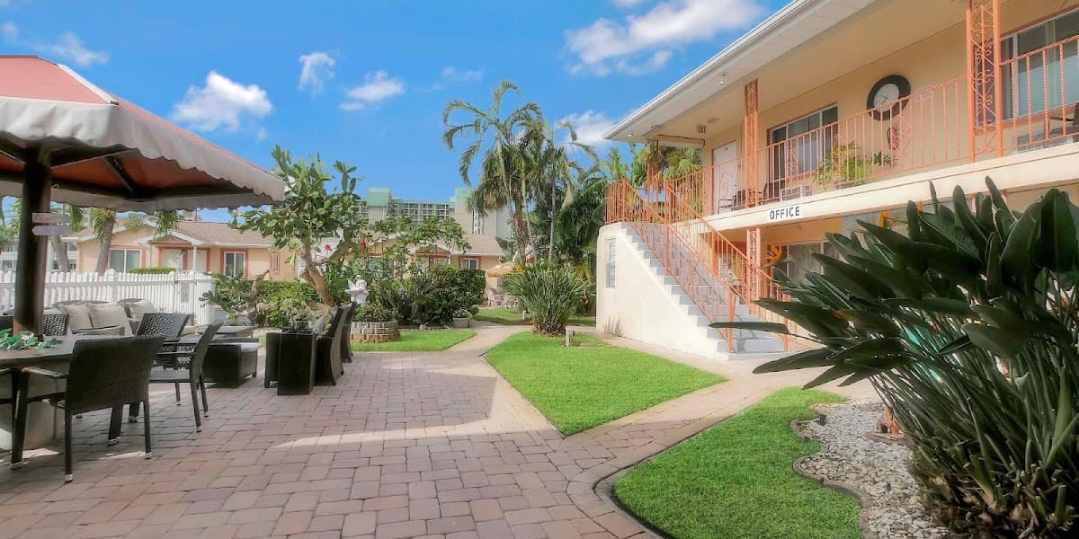 Carlton House Apartment Motel, Hotel in Saint Pete Beach