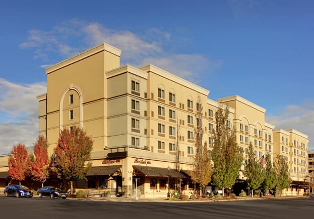 The Grand Hotel in Salem, Hotel in Salem