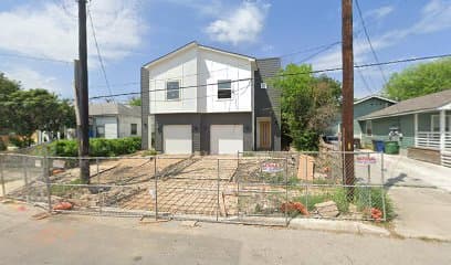 Gabriel's Luxury Short Term Fully Furnished Townhouse Rental 4 Bedroom/3 Bath, Holiday Home in San Antonio