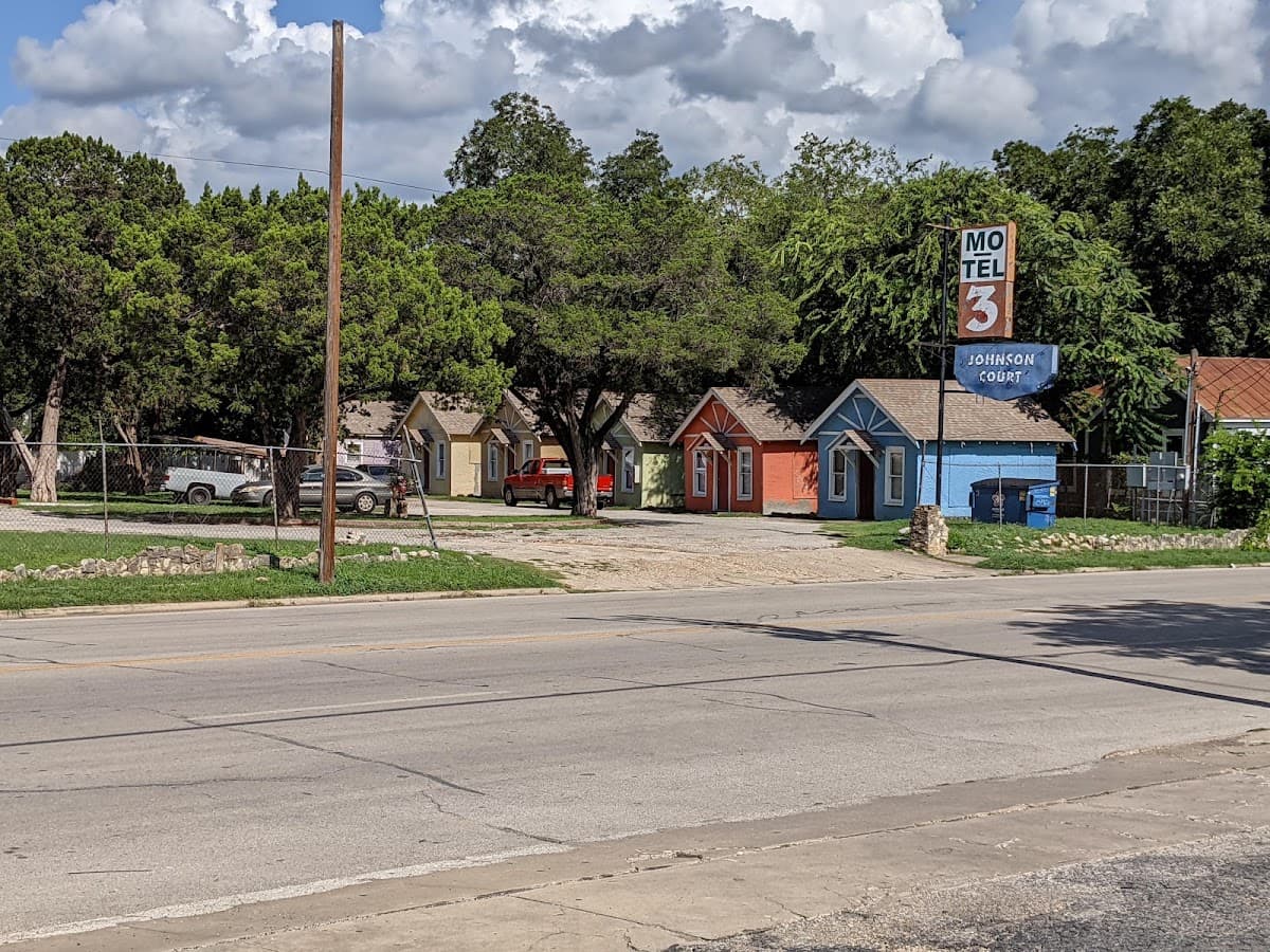 Motel 3 Johnson Court, Motel in San Antonio