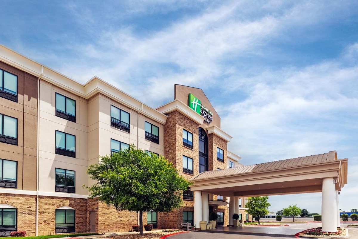 Holiday Inn Express & Suites San Antonio - Frost Bank Ctr by IHG, Hotel in Kirby