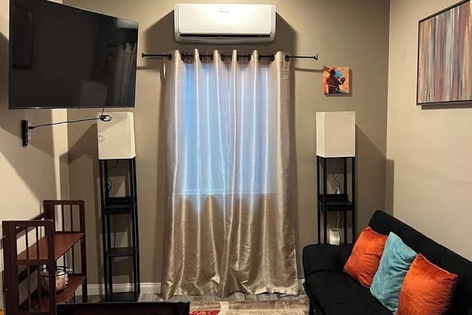 Cozy 1-bed, 1-bath, kitchenette Guest House in San Diego., Guesthouse in National City