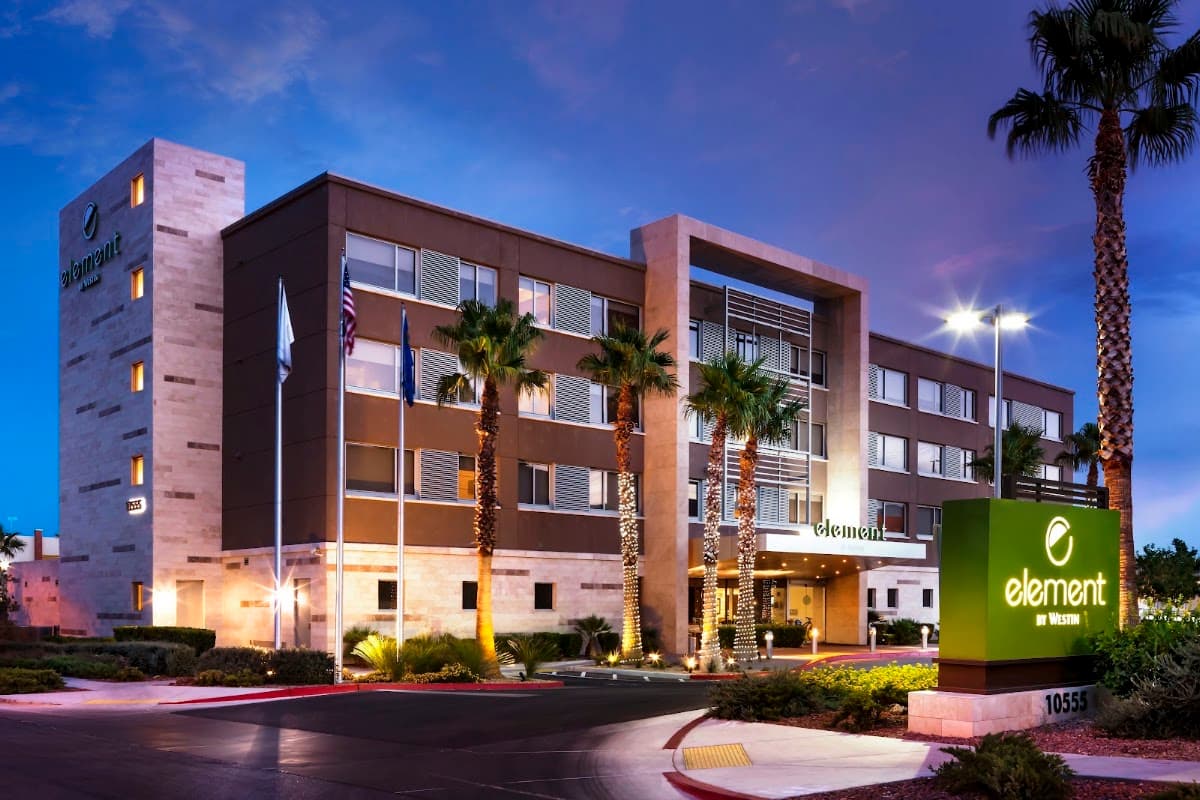Pacifica Host Hotels, Hotel in San Diego
