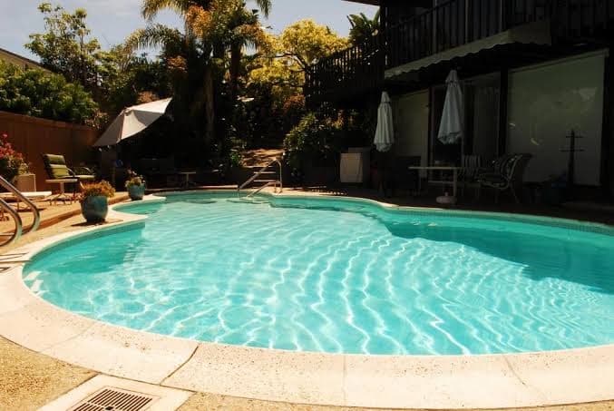 Poolside Guest house - One-Bedroom House, Guesthouse in Coronado